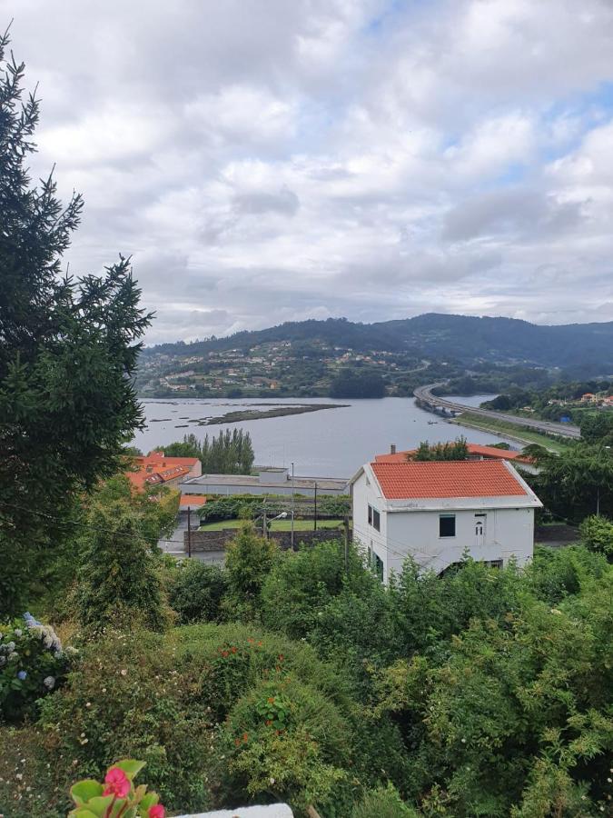 Hostal San Cristobal - Pontedeume Puentedeume Exterior foto